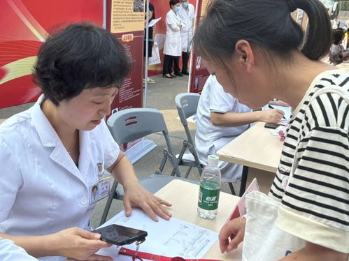 服務(wù)百姓健康行動(dòng) 四川省腫瘤醫(yī)院一站式醫(yī)療義診與健康咨詢服務(wù)